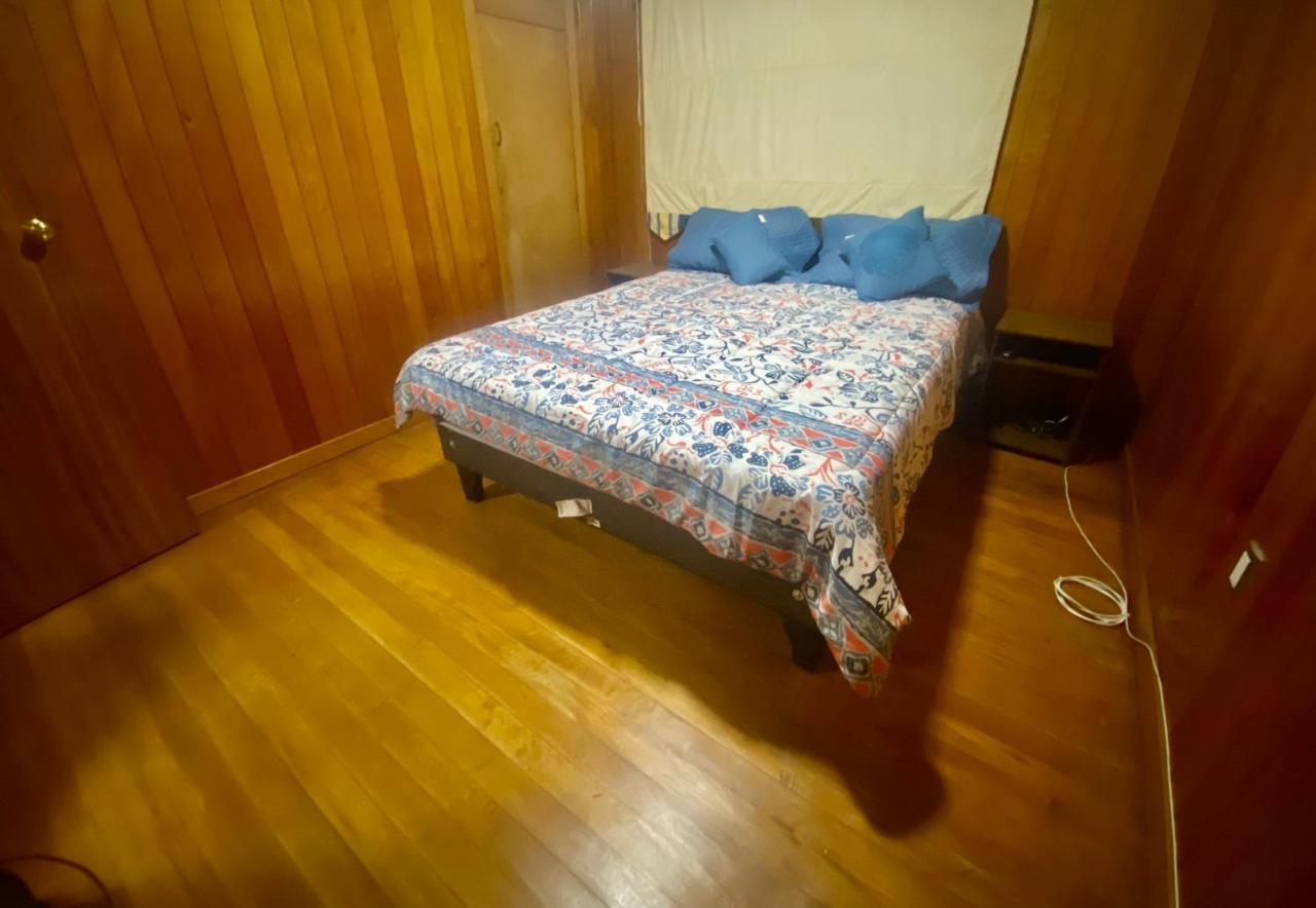 Viva Chile Hostal - 푸에르토바라스 외부 사진