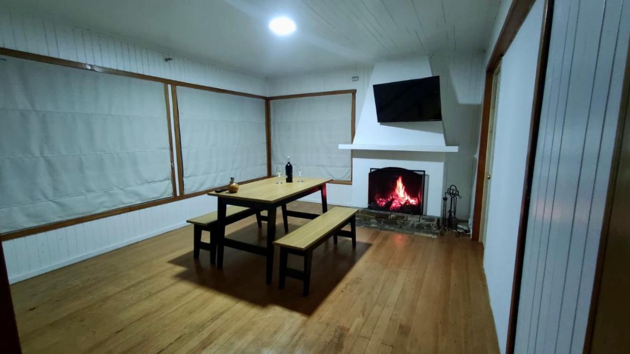 Viva Chile Hostal - 푸에르토바라스 외부 사진
